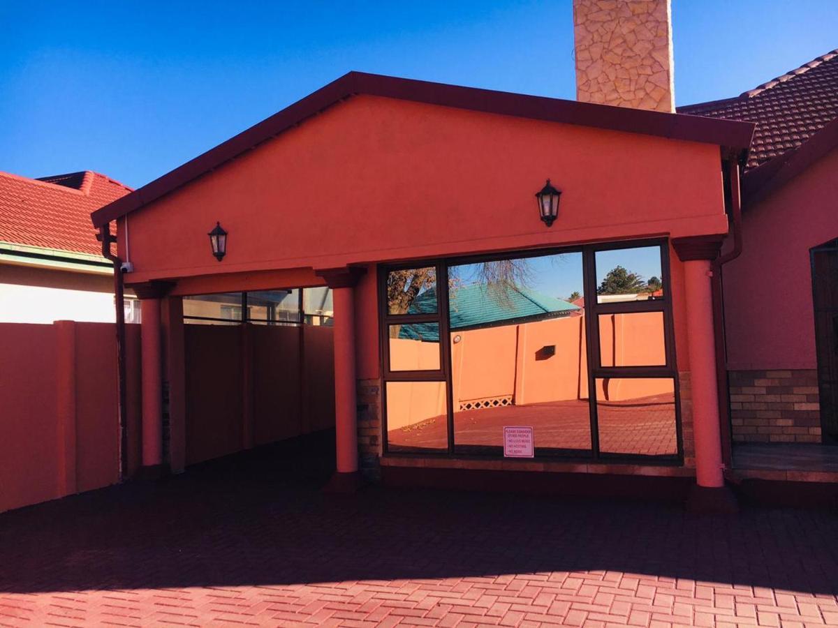 Forever Comfy Bed Bed and Breakfast Vanderbijlpark Exterior foto